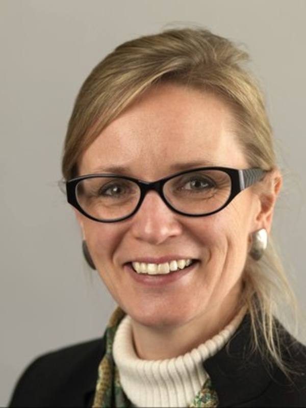  Mandy Hill