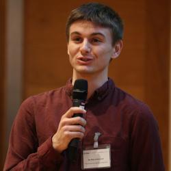 Alexander Cairncross presenting in the poster slam at the Cambridge Language Sciences Annual Symposium 2019