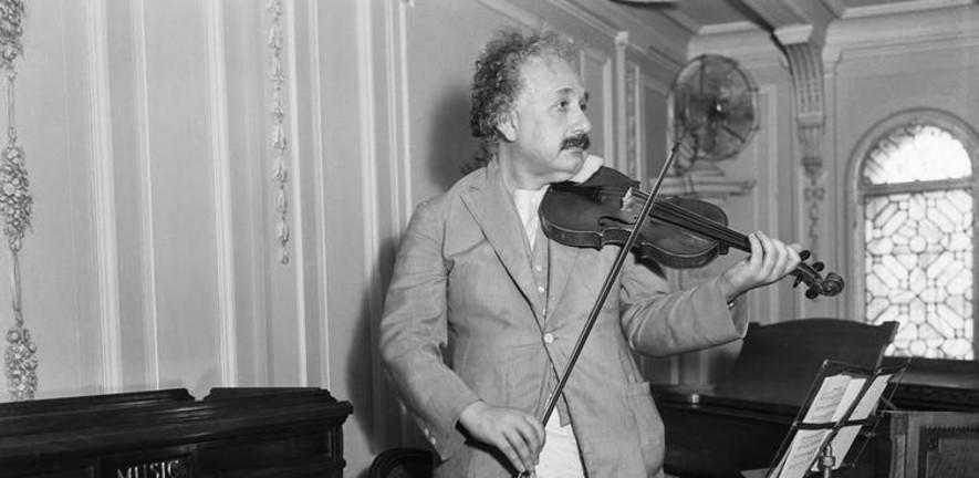 Einstein thought imagination was crucial. Robert and Talbot Trudeau/Flickr, CC BY-NC