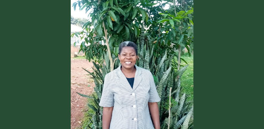 Photo of Fridah Katushemererwe on green background