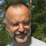 Professor Juhani  Klemola